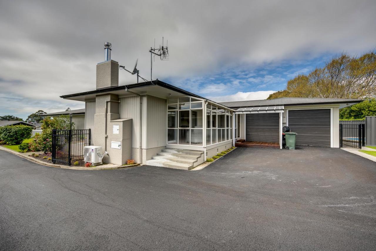 Belmont Pool Paradise - Havelock North Home Exterior photo